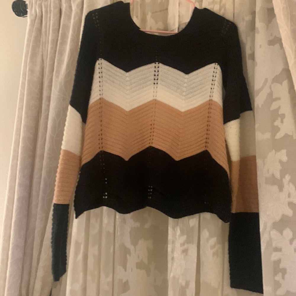 Good sweater in good condition